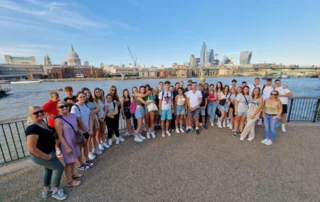 Navdušeni tako nad ekskurzijo v London kot Pariz