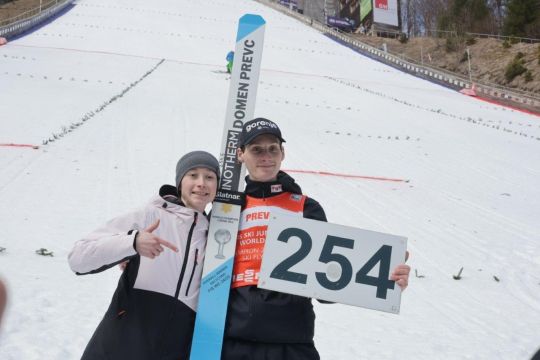 Domen Prevc s svetovnim rekordom v naši Planici
